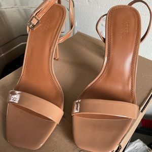 4 inch strappy sandals